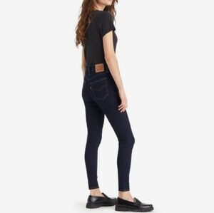 Levis super high rise 720 skinny jeans size 26